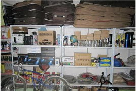 搬家急转精品展柜 品质优良可议价